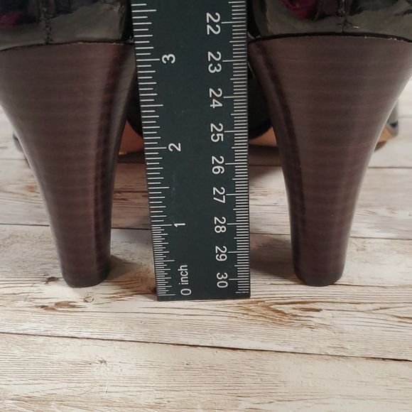 Cole Haan Nike Air Technology Cuban Heel Pump Size 8½AA‎ Black Patent Leather - Picture 10 of 11